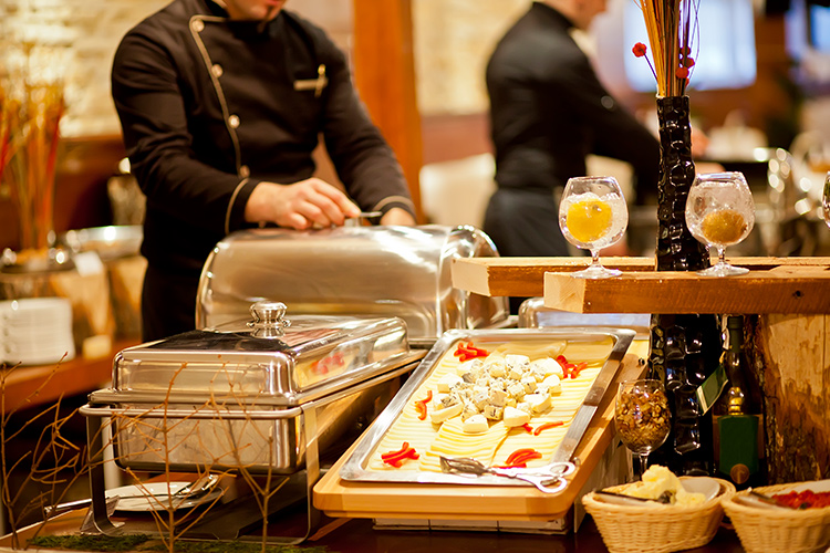 HM_ HOSP 141 (AHLA 349): Managing Service in Food & Beverage Operations (P)